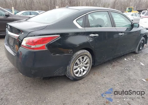 2015 Nissan Altima 2.5/2.5 S/2.5 Sl/2.5 Sv из США, поврежденный, VIN 1N4AL3AP1FN888669
